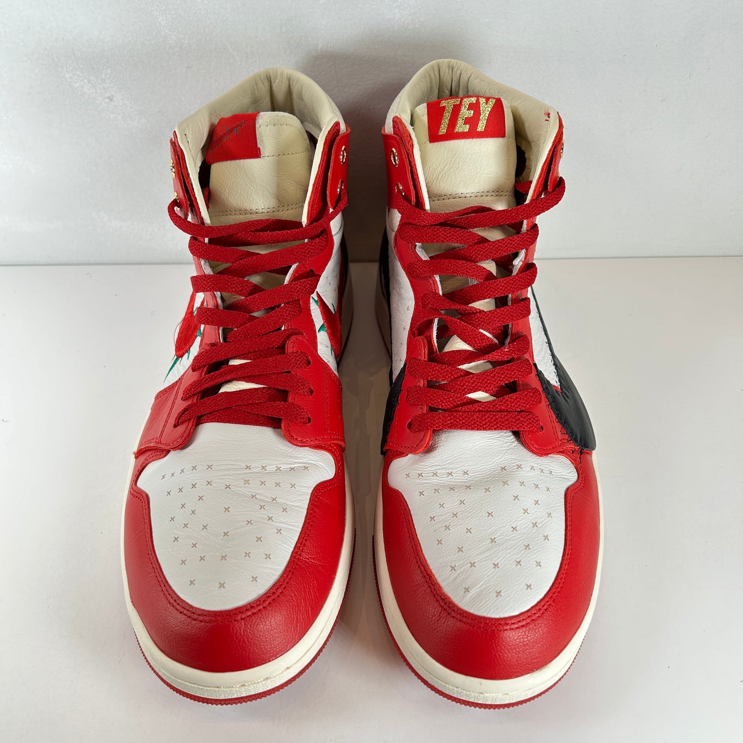 FJ0604 601 Jordan 1 High Zoom Air CMFT 2 Teyana Taylor A Rose From Harlem (W) [USED] - 13.5 W (Used)