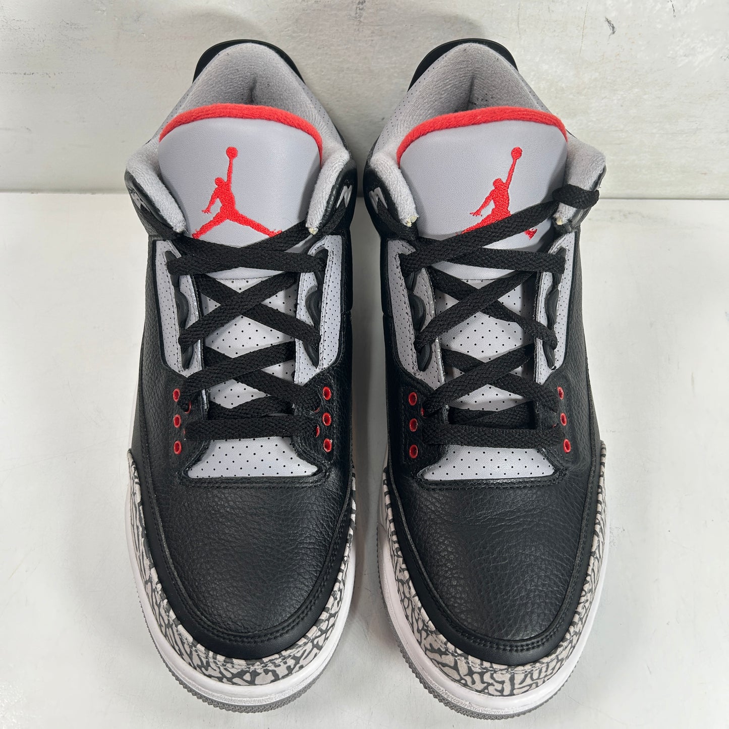 854262 001 Jordan 3 Retro Black Cement (2018) [USED] - 10.5 M (VNDS)