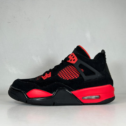 408452 016 Jordan 4 Retro Red Thunder (GS) [USED] - 6 Y (Used)