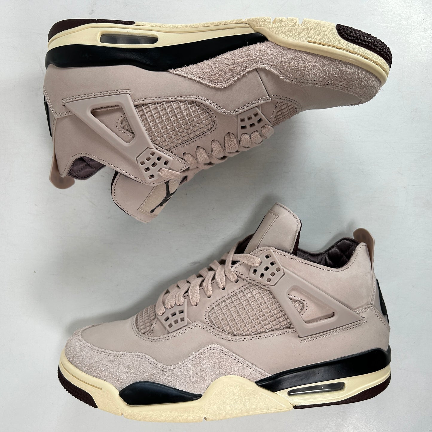 FZ4810 200 A Ma Maniére x Wmns Air Jordan 4 Retro 'Phantom' [USED] - 11.5 W (Used)