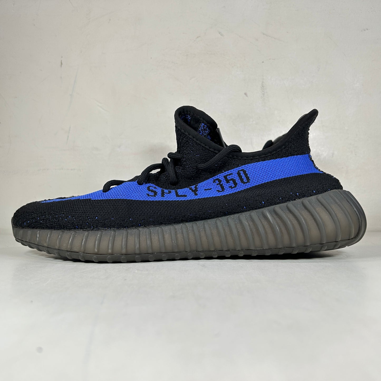 GY7164 Adidas Yeezy Boost 350 V2 Dazzling Blue [USED] - 11 M (Used) (No Box)