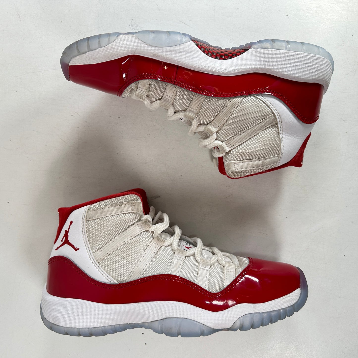 378038 116 Jordan 11 Retro Cereza (2022) (GS)