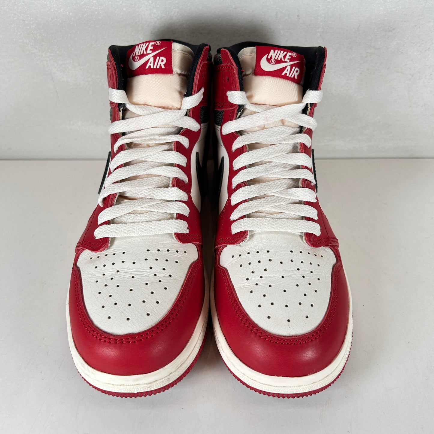 FD1437 612 Jordan 1 Retro High OG Chicago Lost and Found (GS) [USED] - 5.5 Y (Used)