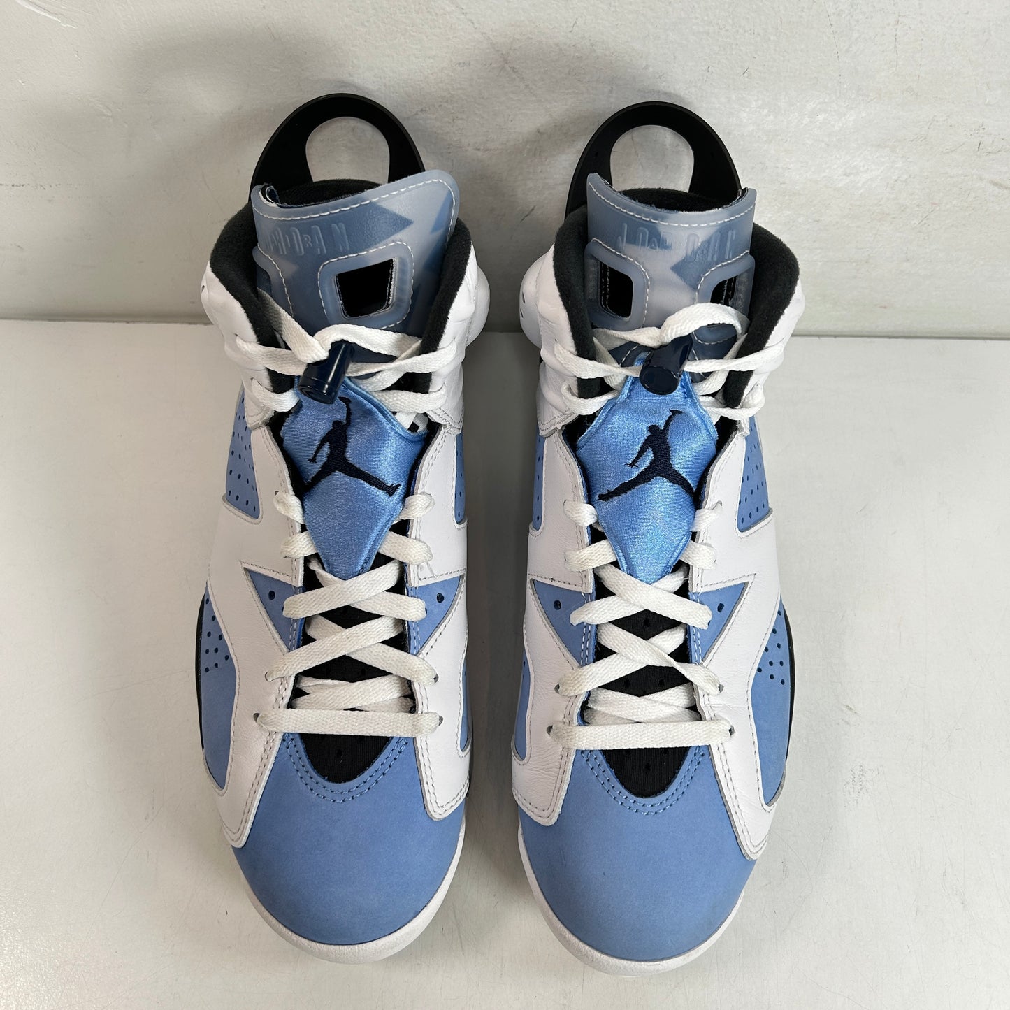 CT8529 410 Jordan 6 Retro UNC White [USED] - 9.5 M (Used)