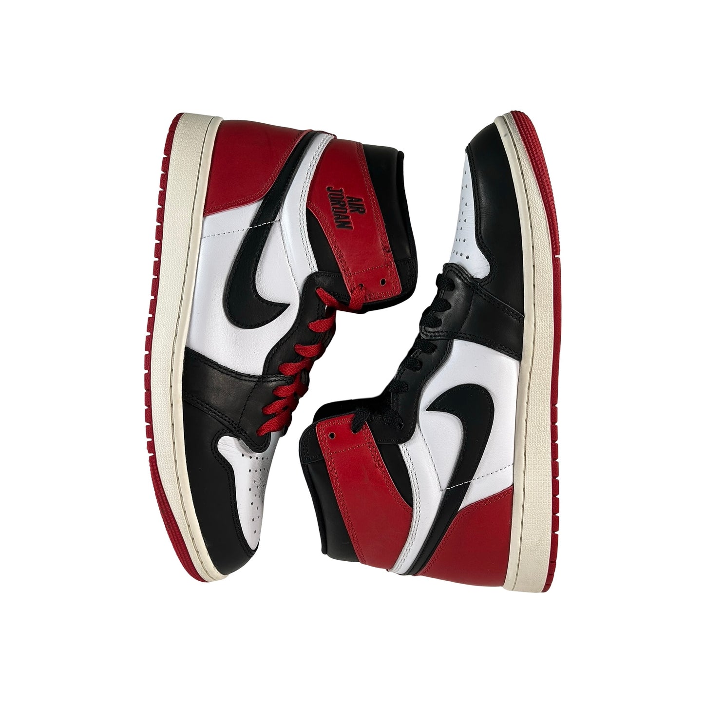 DZ5485 106 Air Jordan 1 High OG Black Toe Reimagined [USED] - 11.5 M (Used)