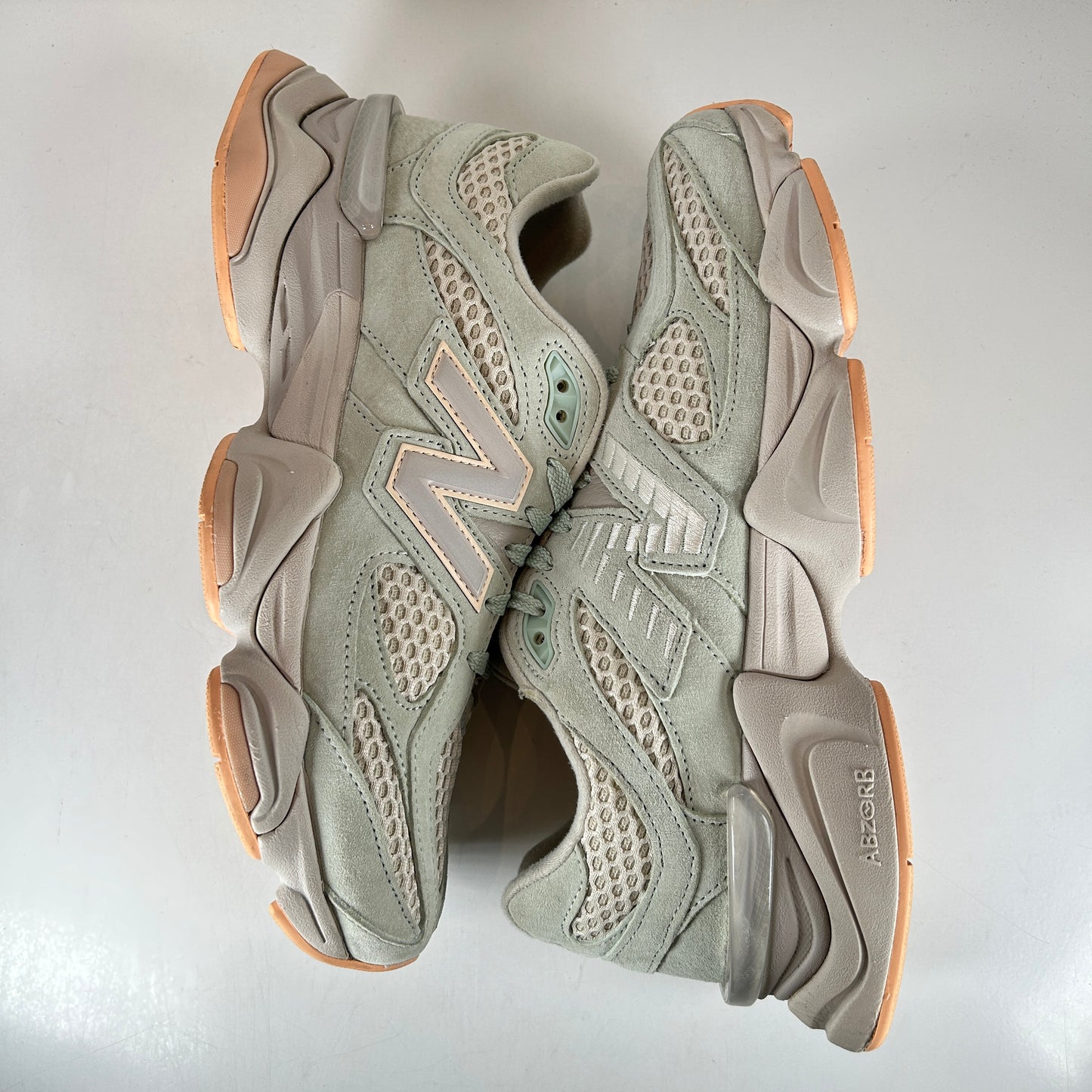 U9060WA1 New Balance 9060 Missing Pieces [USED] - 9 M