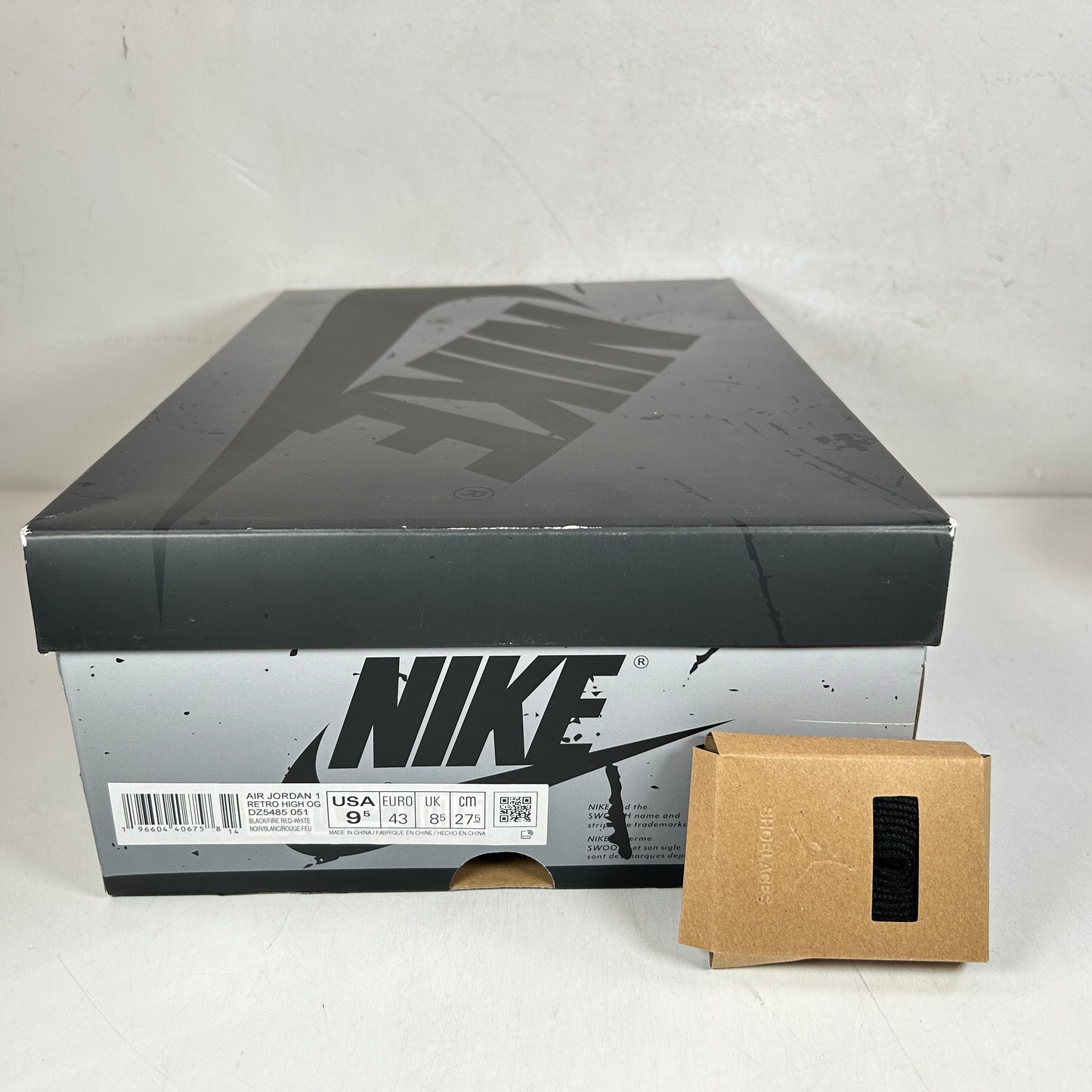 DZ5485 051 Jordan 1 Retro High OG Washed Black [USED] - 9.5 M (Used)