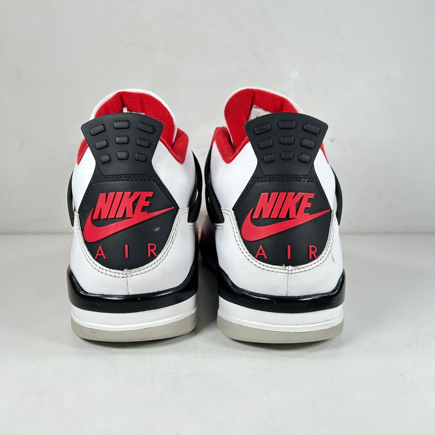 DC7770 160 Jordan 4 Retro Fire Red (2020) [USED] - 10.5 M (Used3)