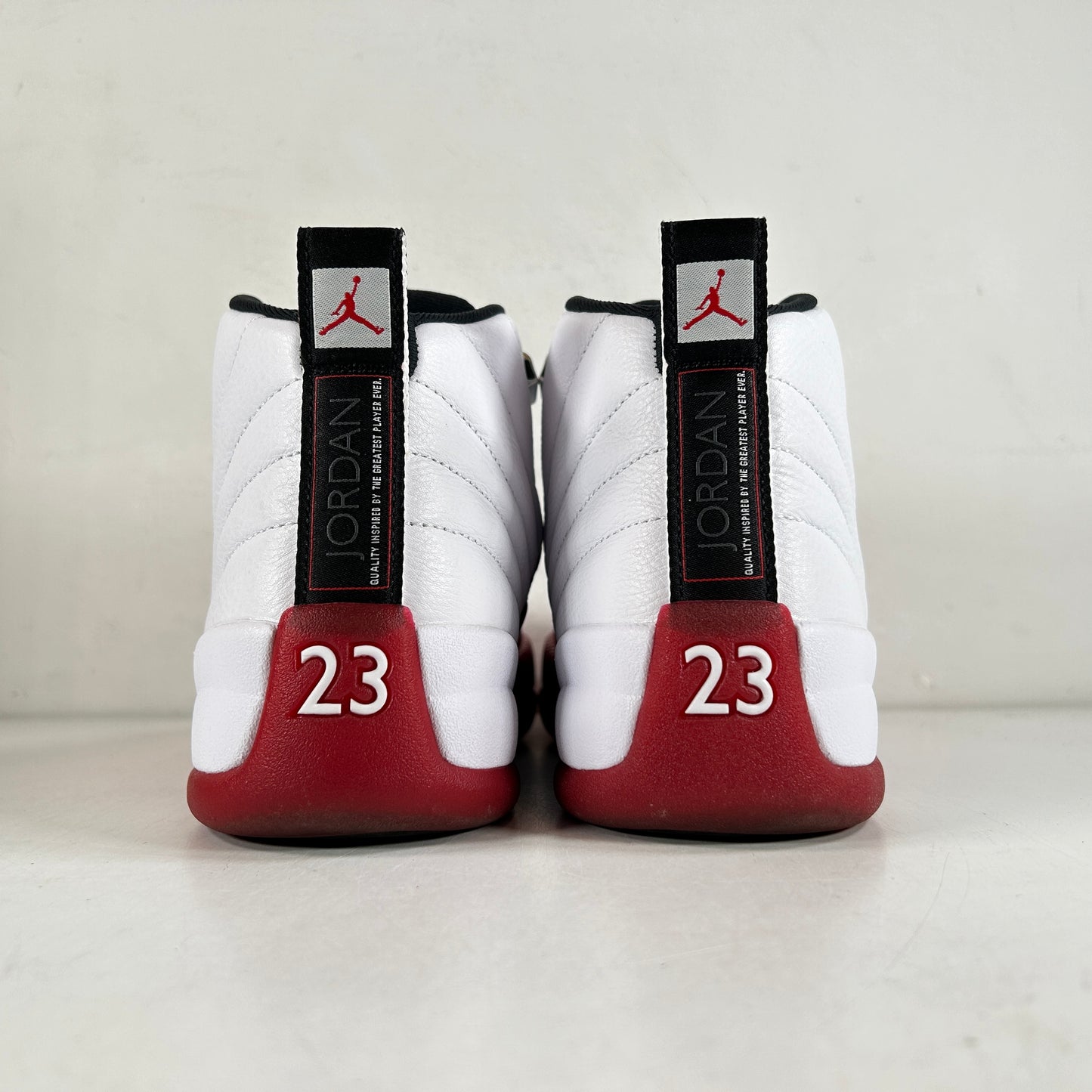 CT8013 116 Jordan 12 Retro Cereza (2023)