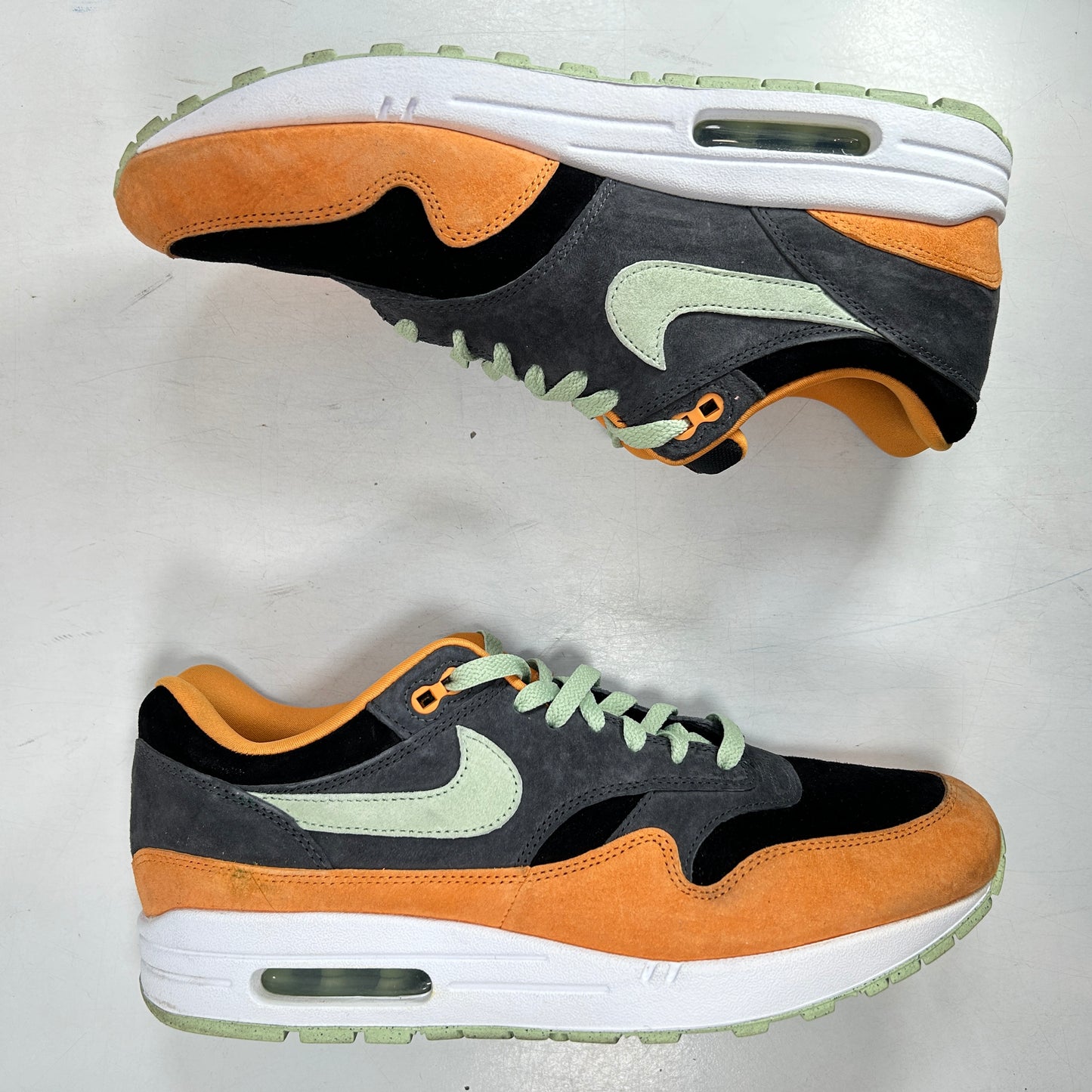 DZ0482 001 Nike Air Max 1 PRM Duck Honey Dew [USED] - 11.5 M (Used)