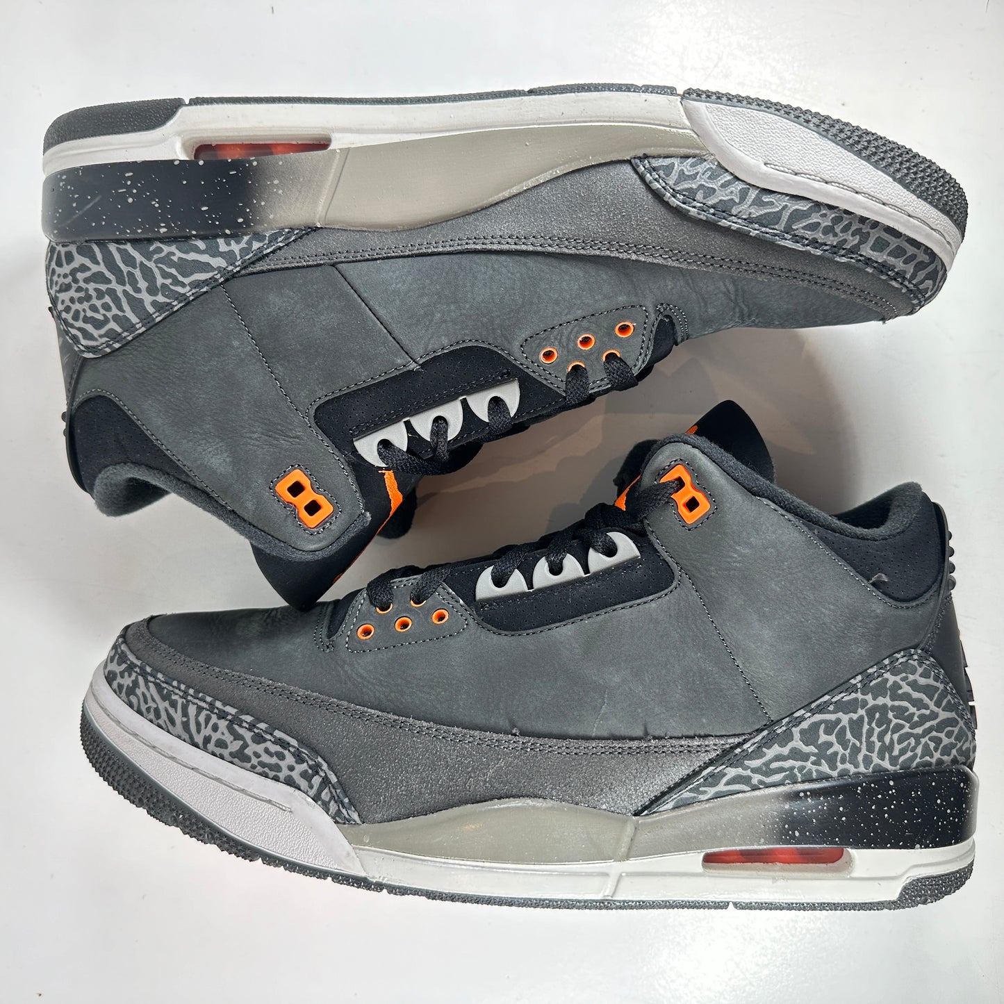 CT8532 080 Jordan 3 Retro Fear Pack (2023) [USED] - 13 M (Used)