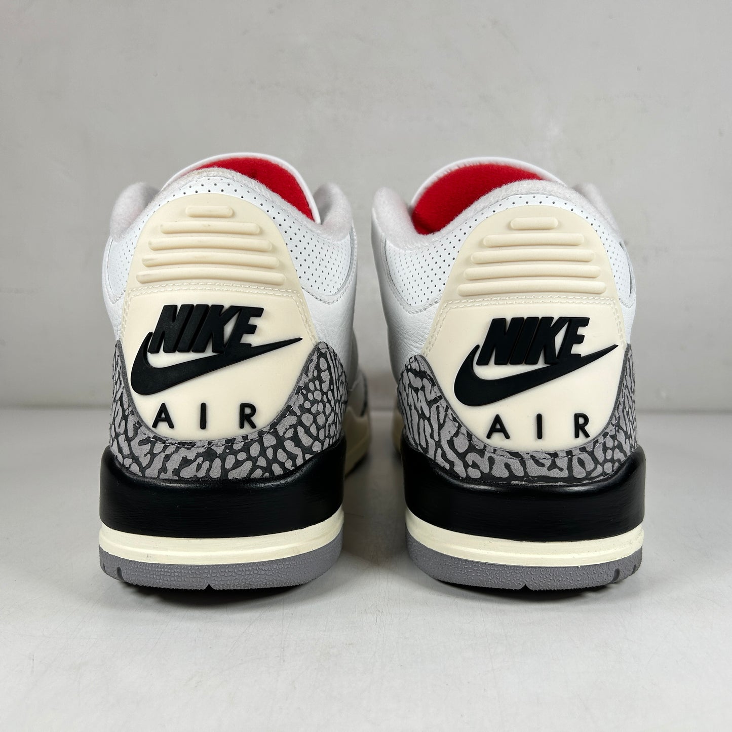 DN3707 100 Jordan 3 Retro White Cement Reimagined [USED] - 10 M (Used6)