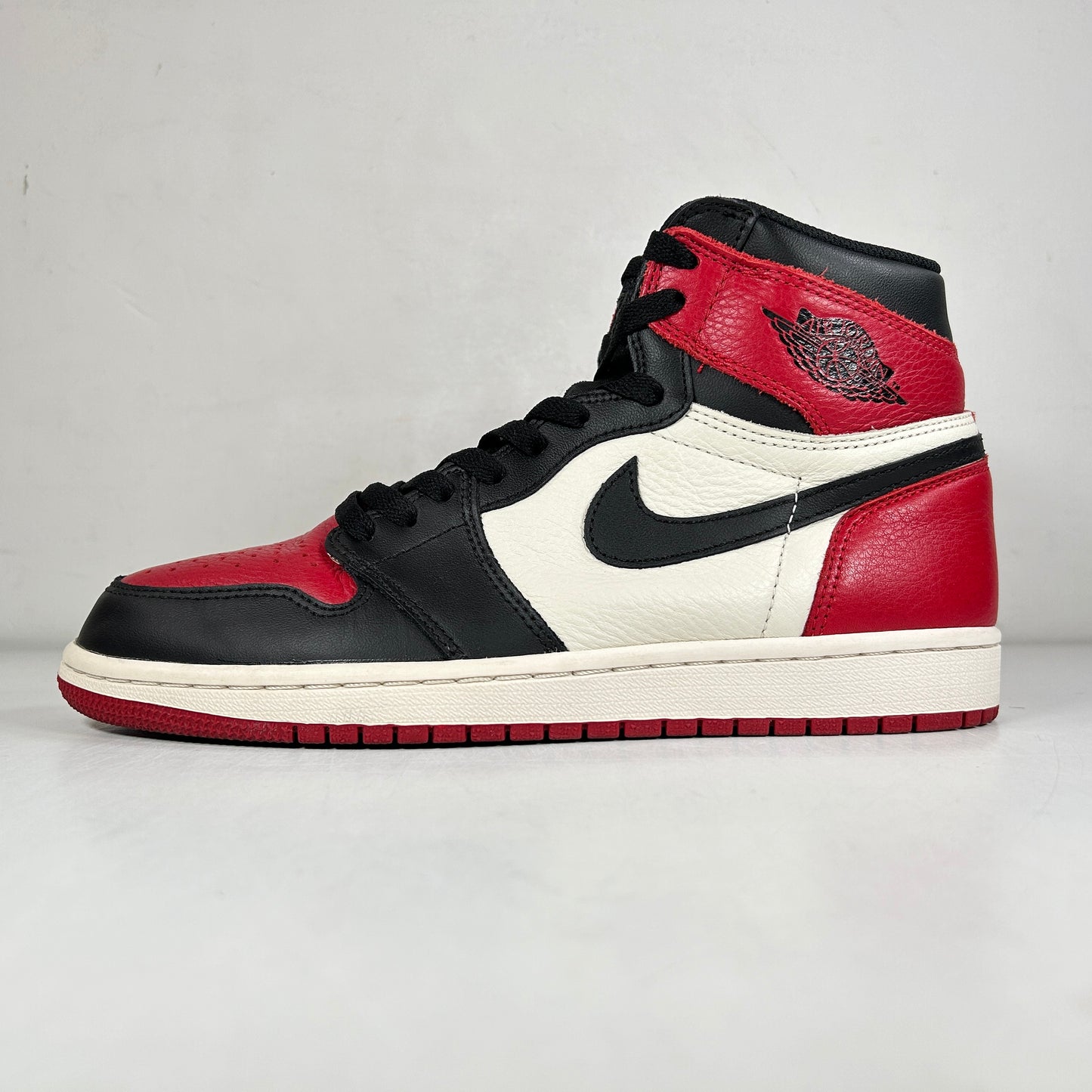 555088 610 Jordan 1 Bred Toe [USED] - 8 M (Used)