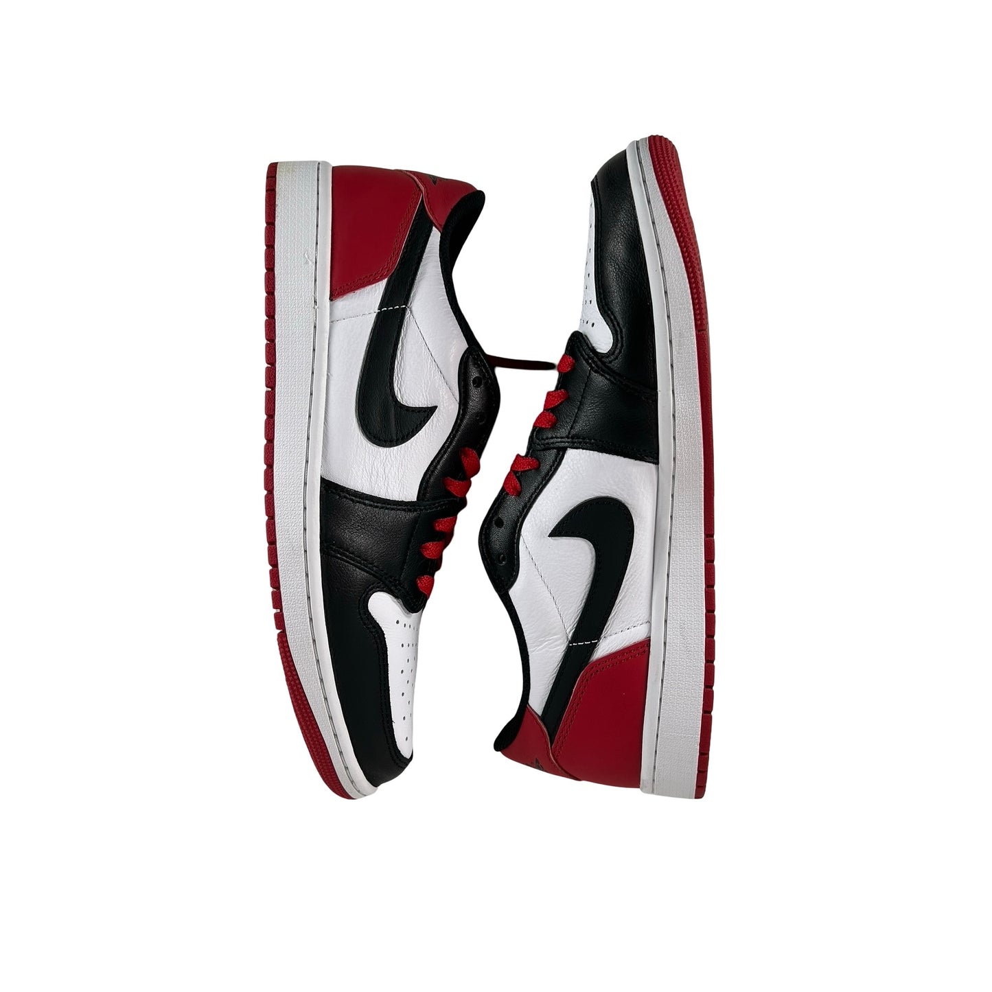 CZ0790 106  Jordan 1 Retro Low OG Black Toe (2023) [USED] - 11 M (Used4)