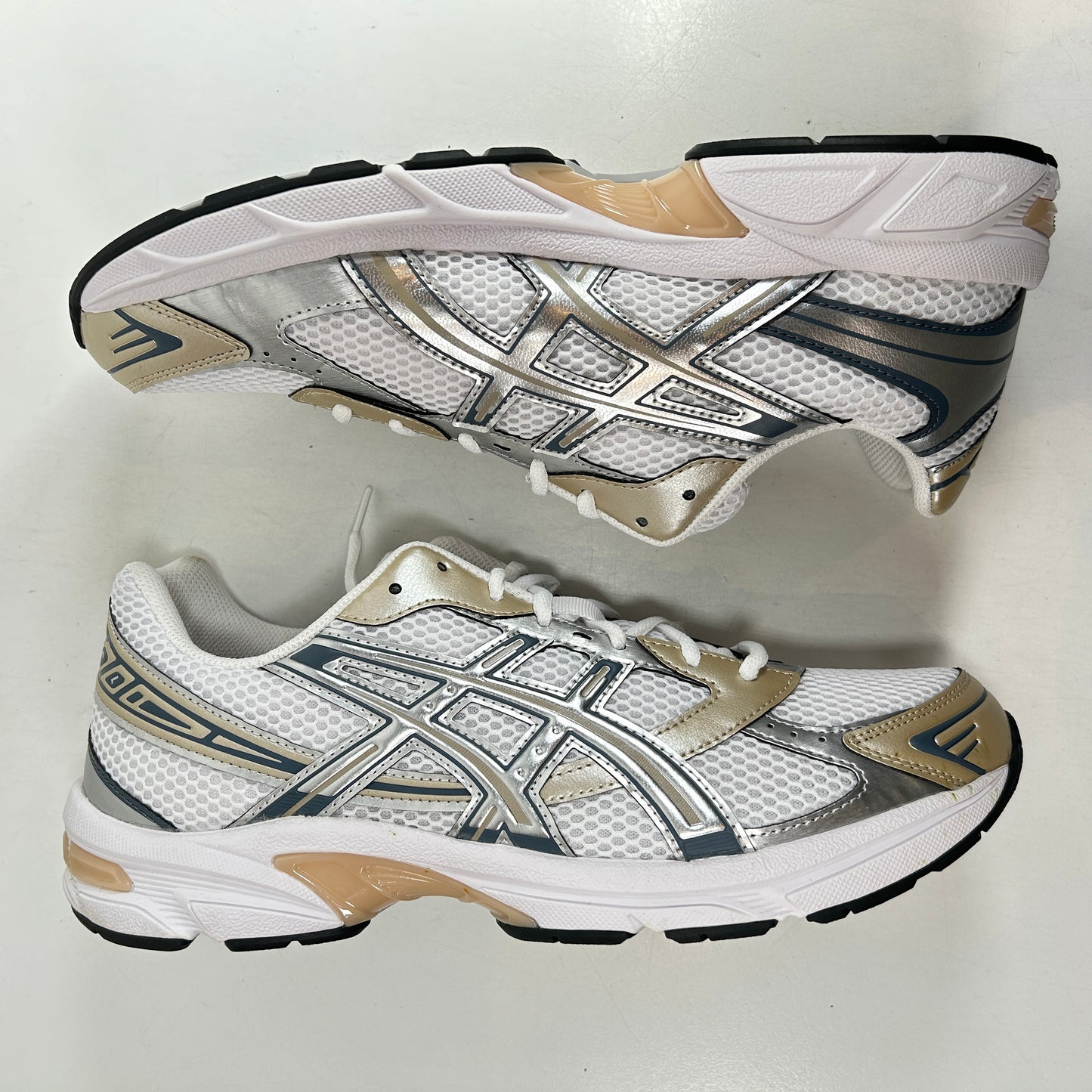 1201A256 117 ASICS Gel-1130 White Wood Crepe [USED] - 11 M (VNDS)