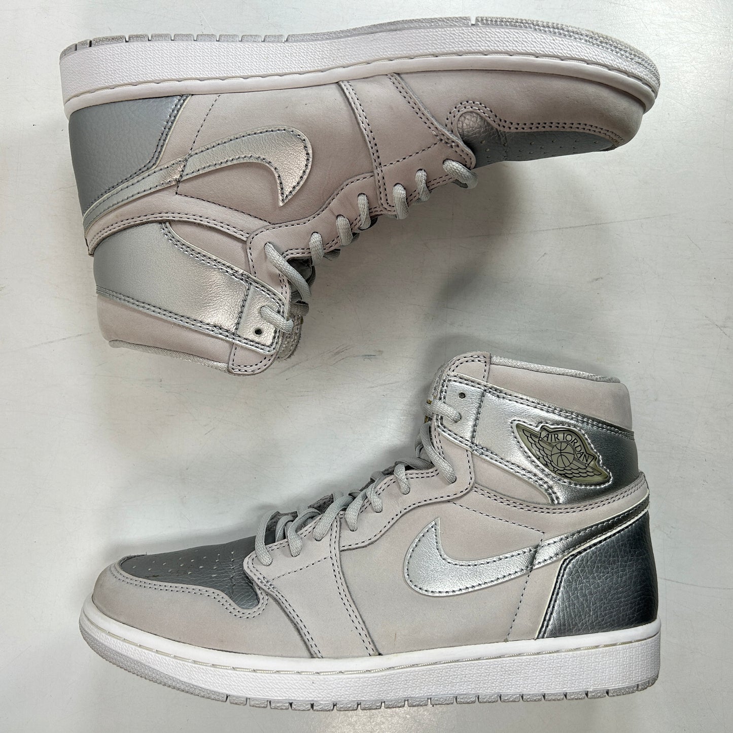 DC1788 029 Jordan 1 Co.JP Tokyo [USED] - 9 M (Used)