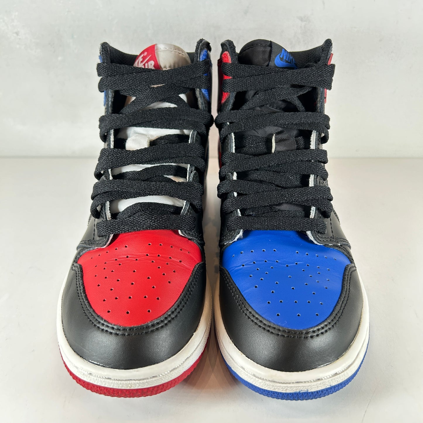 575441 026 Jordan 1 Retro Top 3 (GS) [USED] - 4.5 Y (Used)