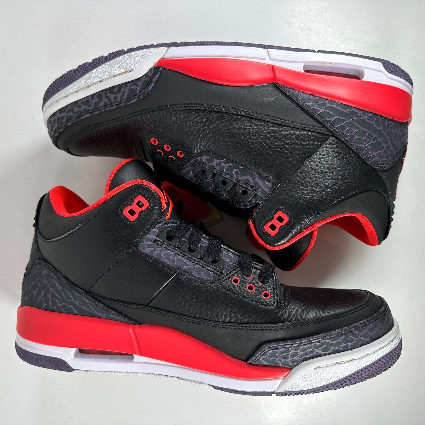 136064 005 Jordan 3 Retro Crimson [USED] - 10.5 M (Used)