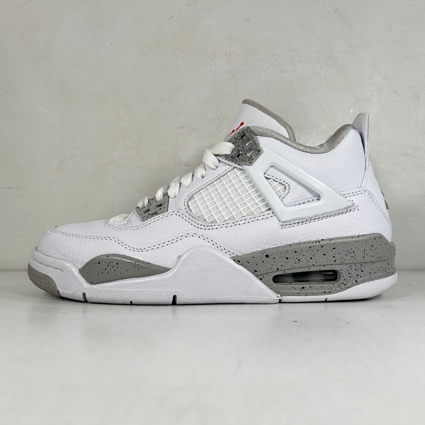 DJ4699 100 Jordan 4 Retro White Oreo (2021) (GS) [USED] - 6 Y (Used)