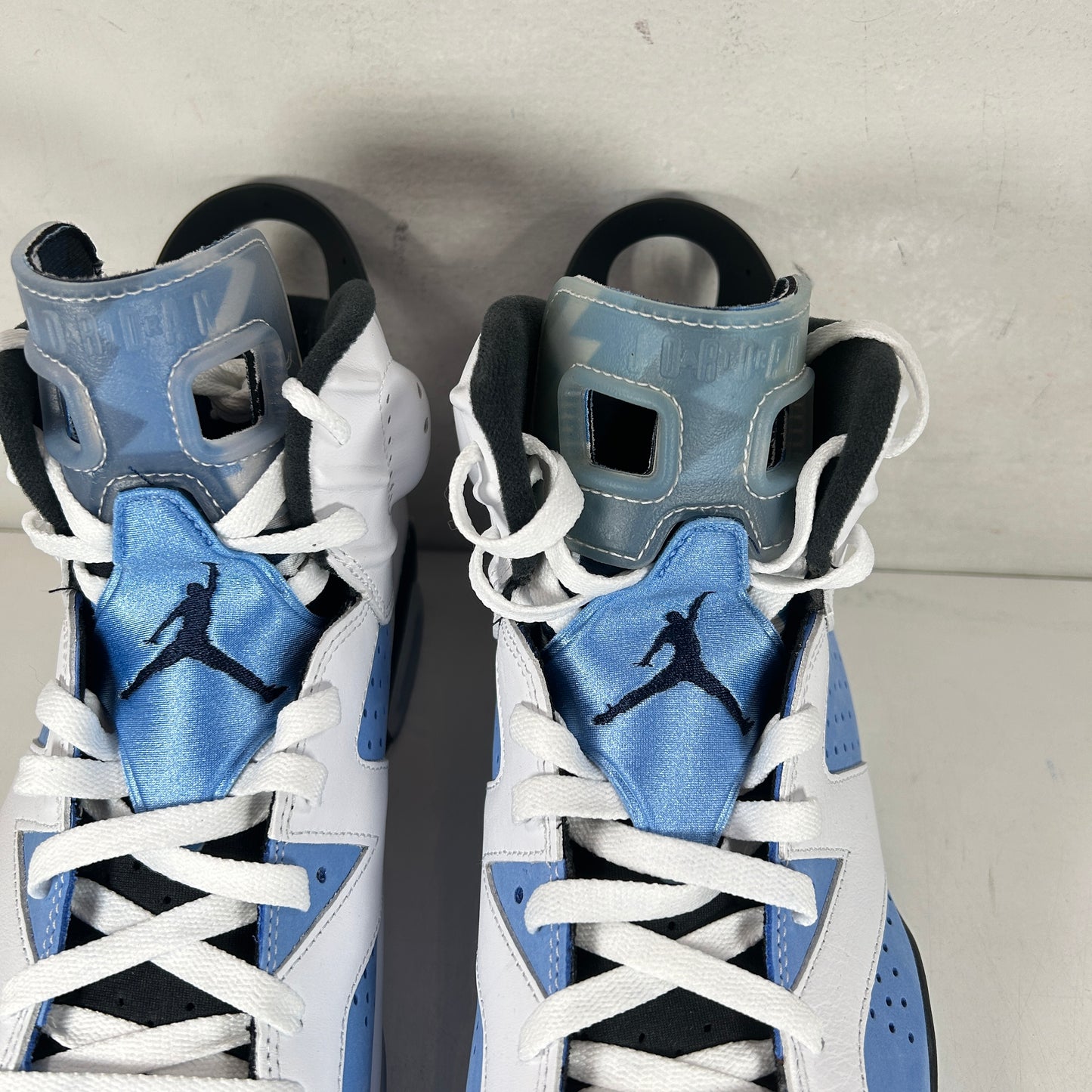 CT8529 410 Jordan 6 Retro UNC White [CONDITIONAL] - 11 M (No Box) (Yellowing on Left Tongue)