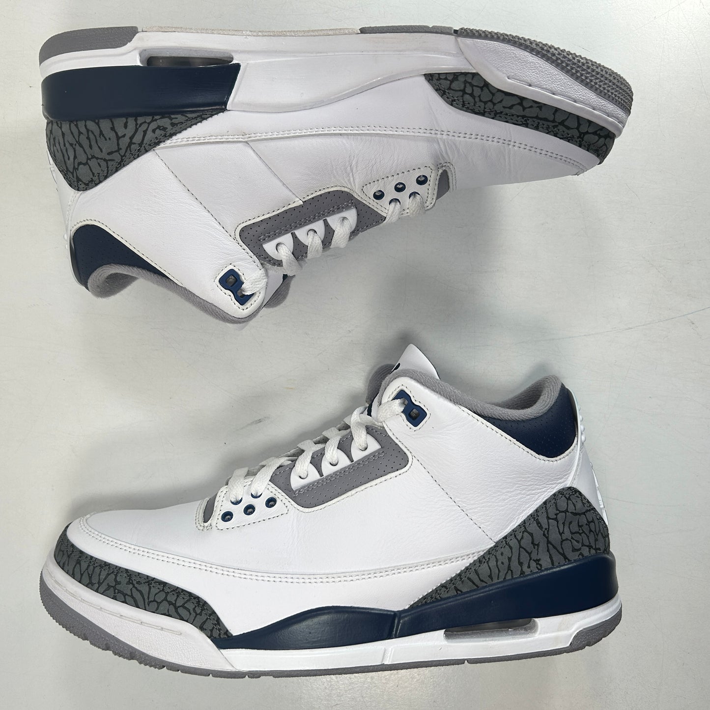 CT8532 140 Jordan 3 Retro Midnight Navy [USED] - 11.5 M (Used2)