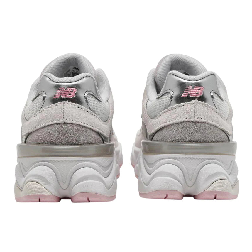 G90607K2 New Balance 9060 Pink Metallic Grey (GS)