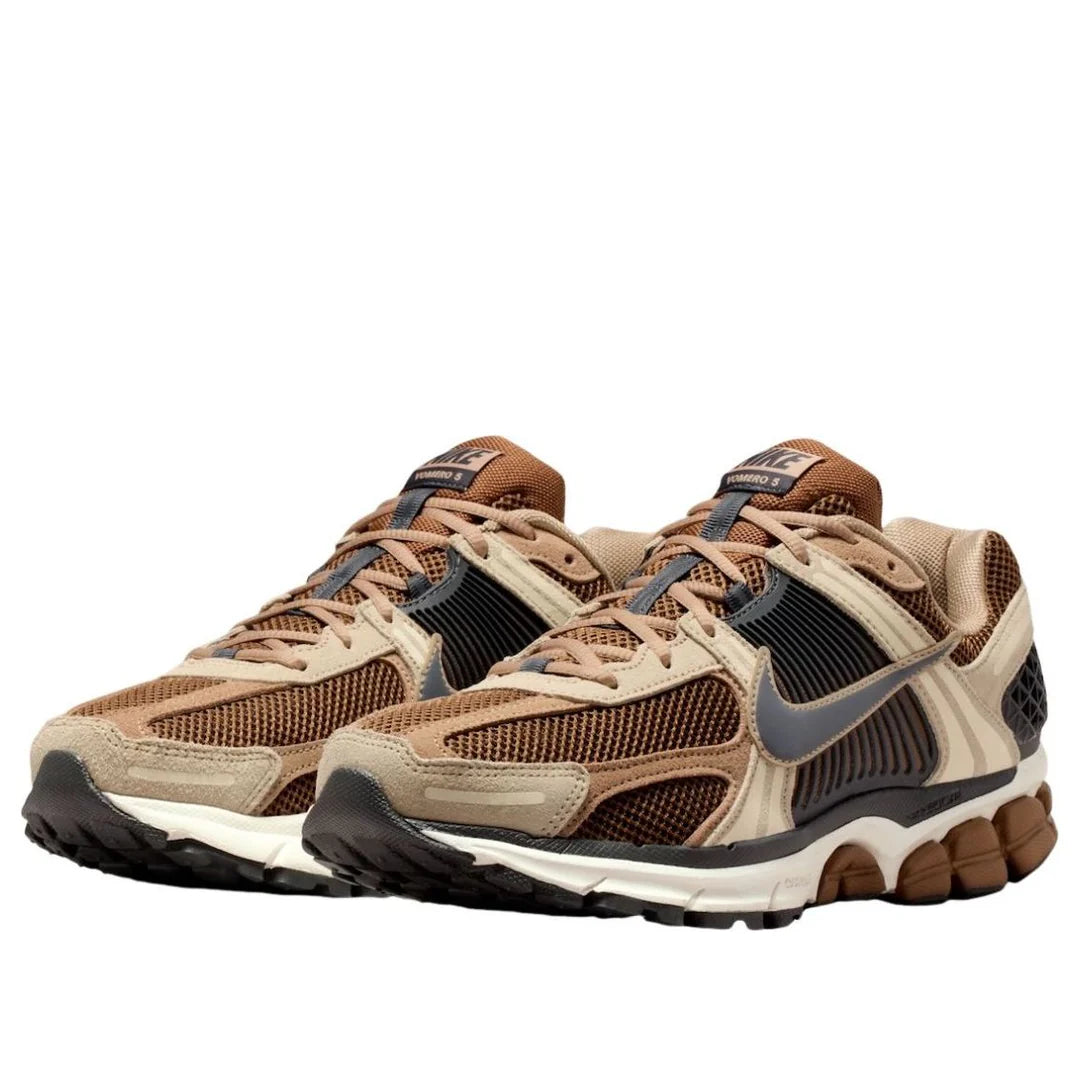 HF1553 202 Nike Zoom Vomero 5 Light British Tan Khaki