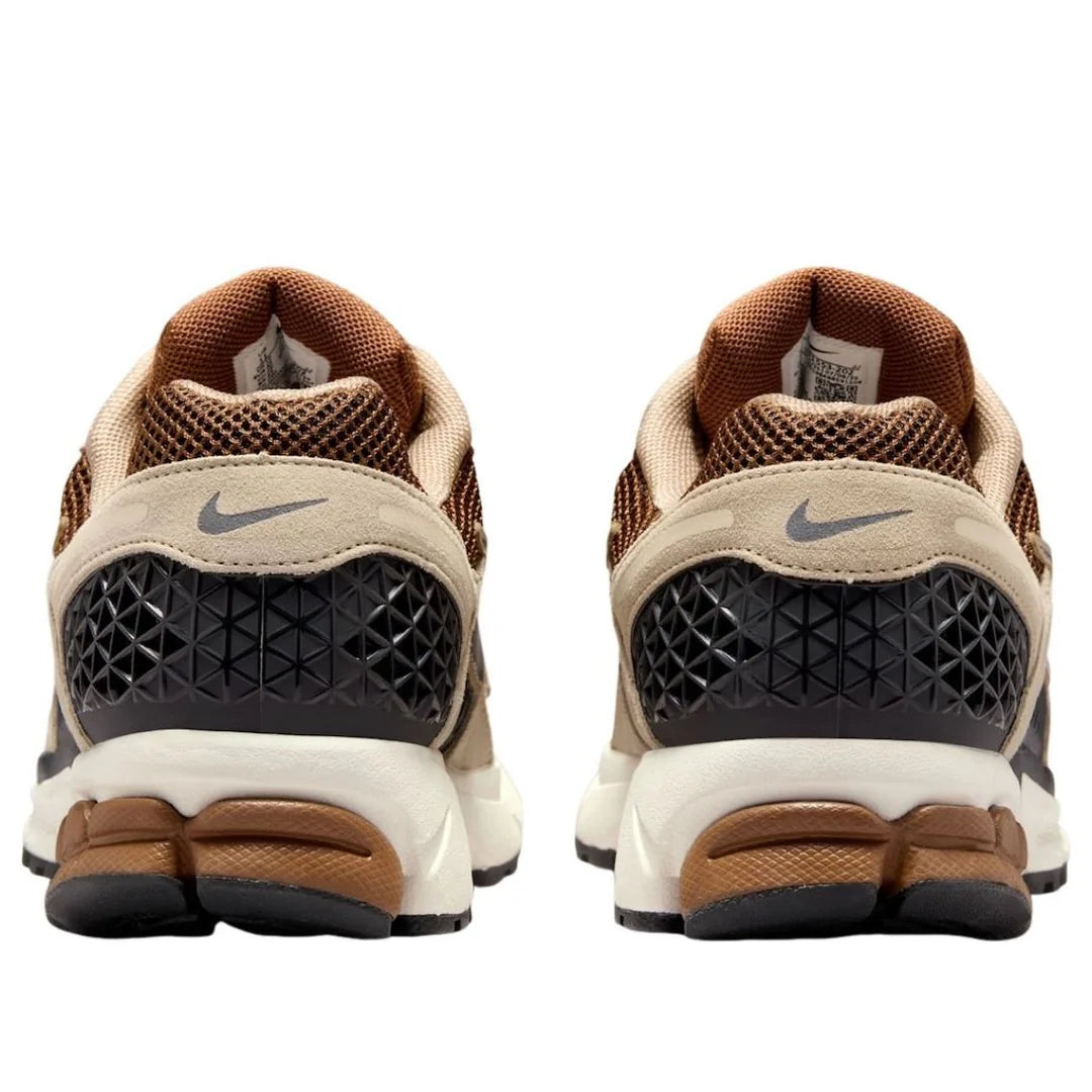 HF1553 202 Nike Zoom Vomero 5 Light British Tan Khaki