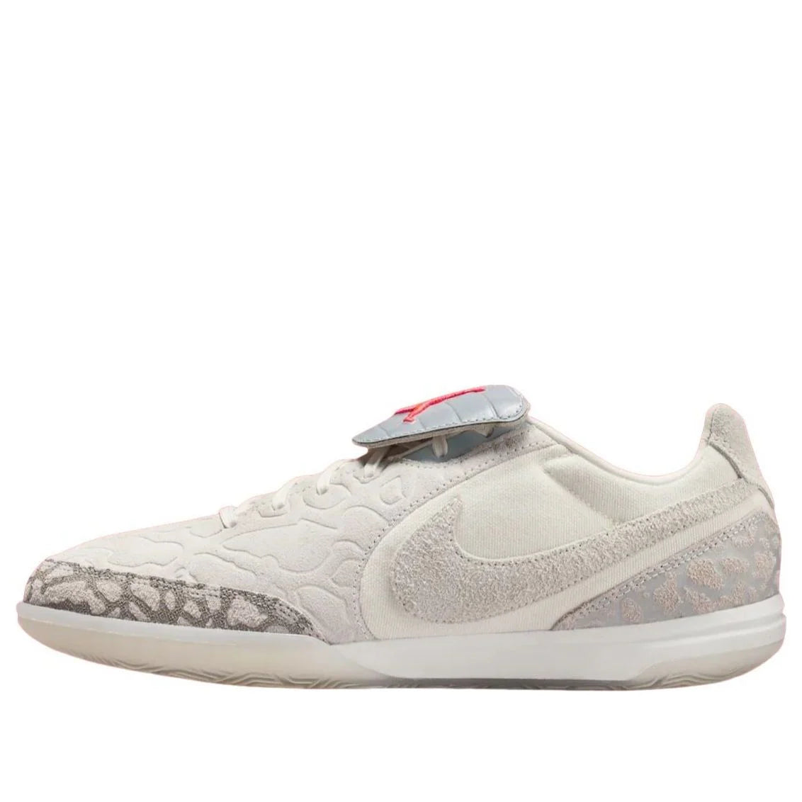 II7579 016 Air Jordan Tiempo Streetgato SE Phantom Sail