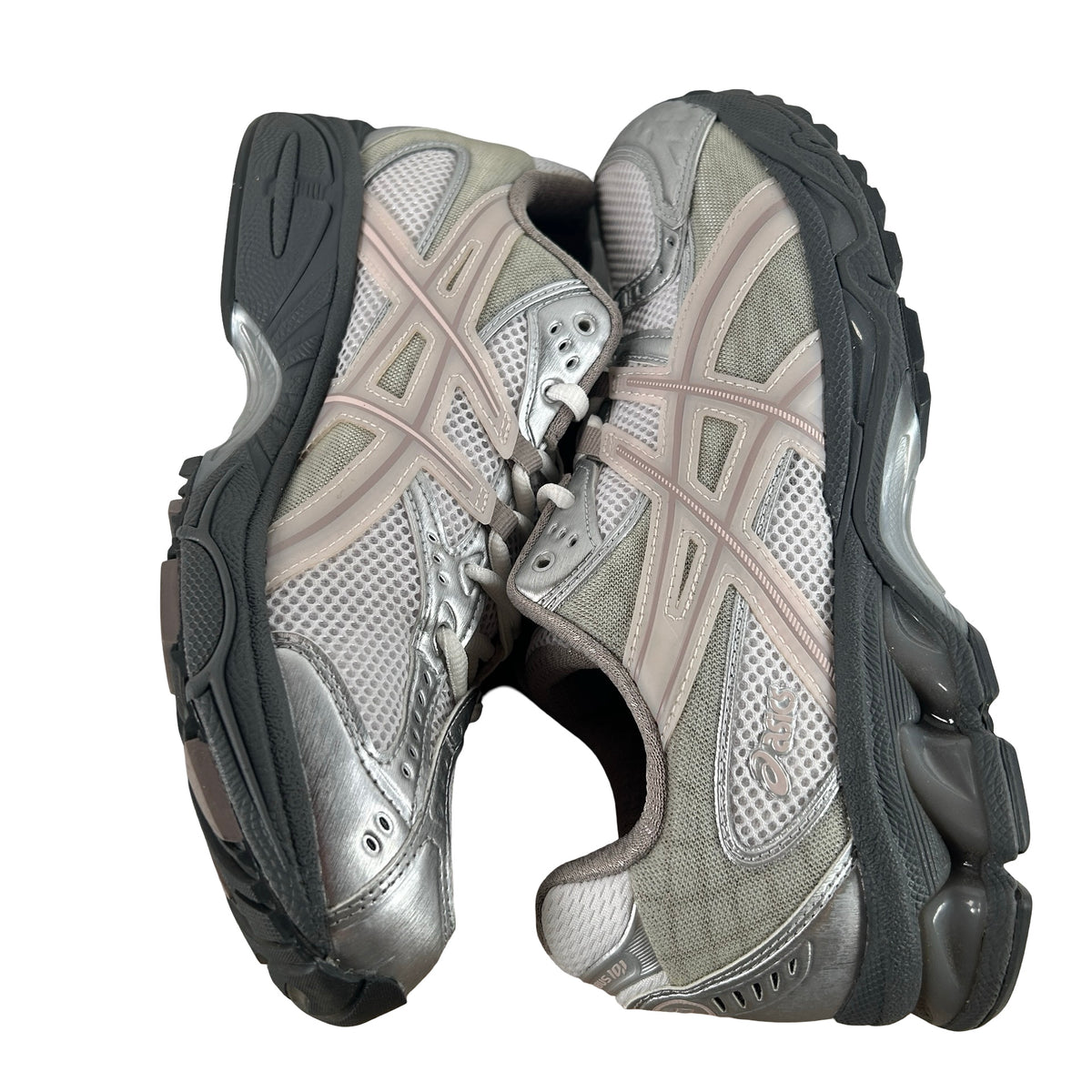 1203A723 100 ASICS Gel-Nimbus 10.1 Kith White Morganite [USED] - 9.5 M (Used)