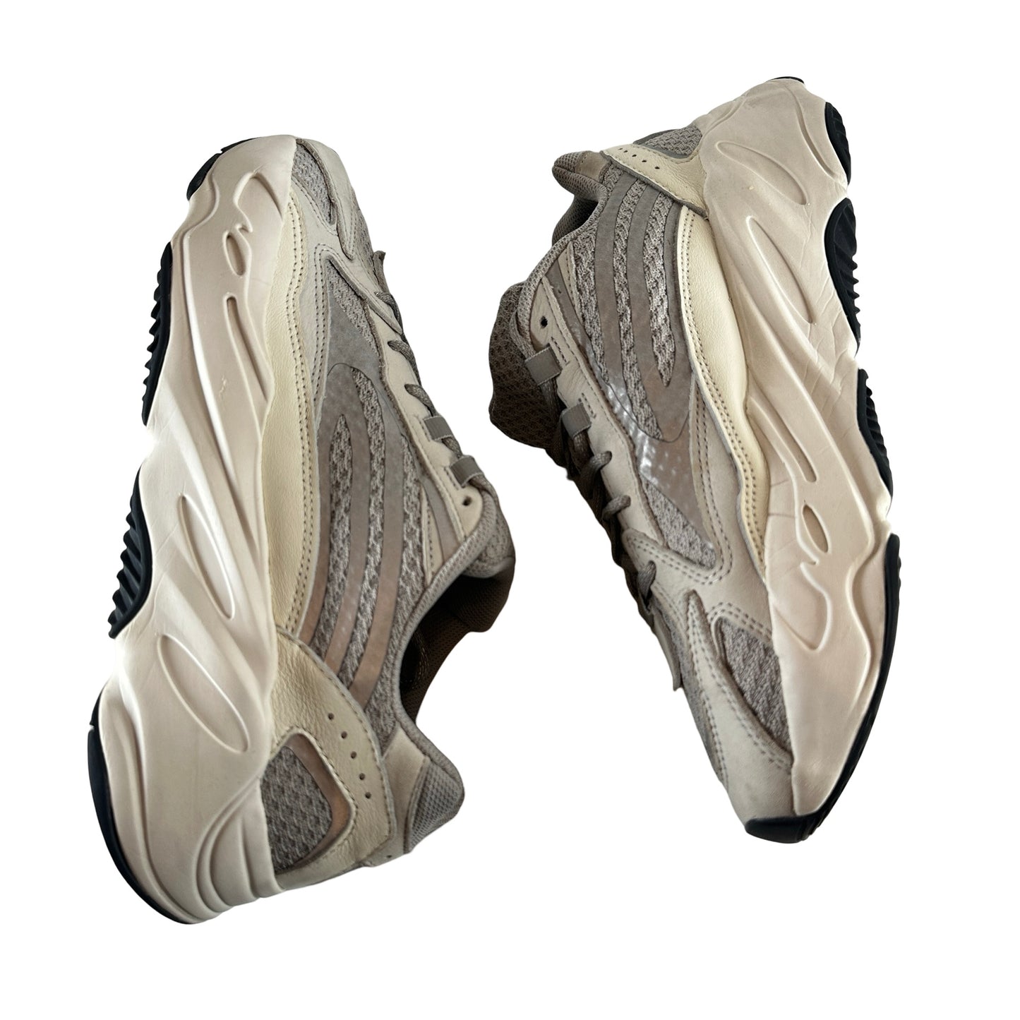 EF2829 Yeezy 700 Static [USED] - 10 M (Used)