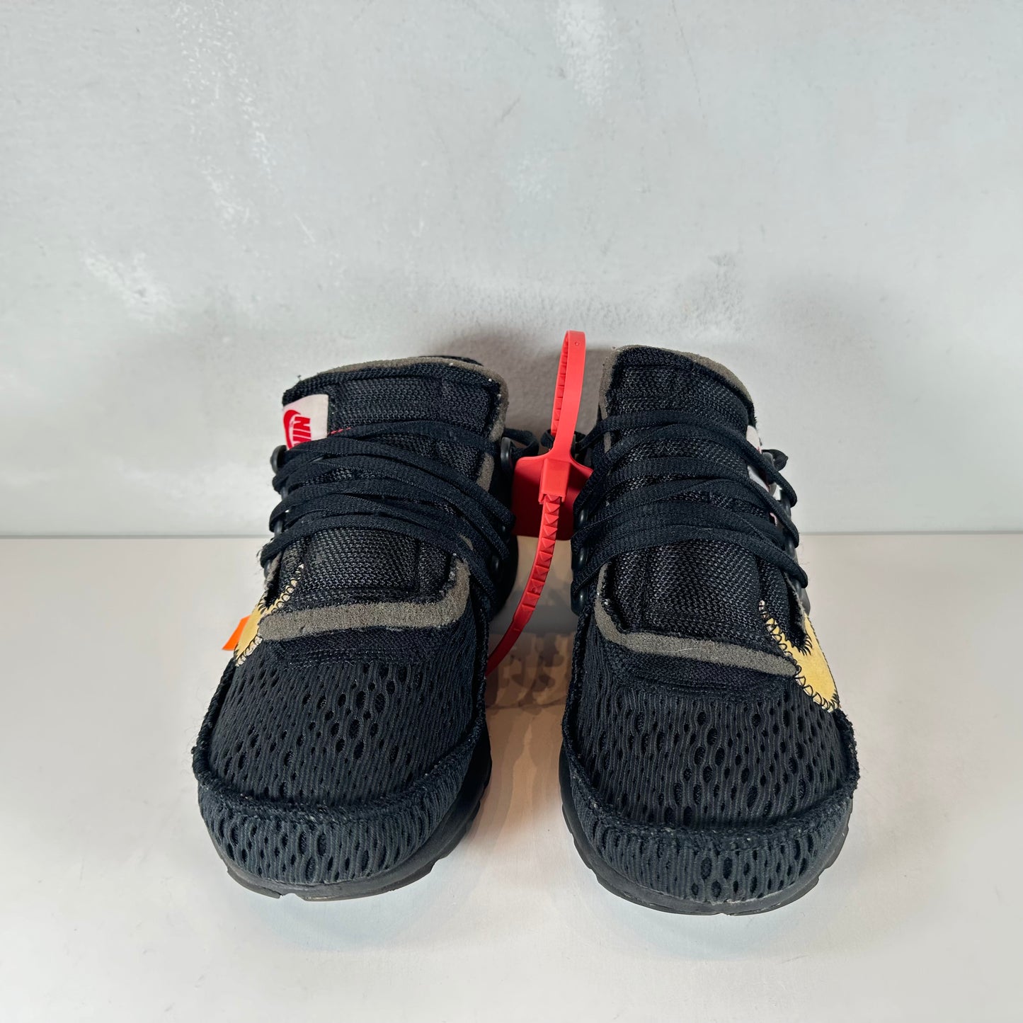 AA3830 002 Nike Air Presto Off-White Black [USED] - 4 M (Used)