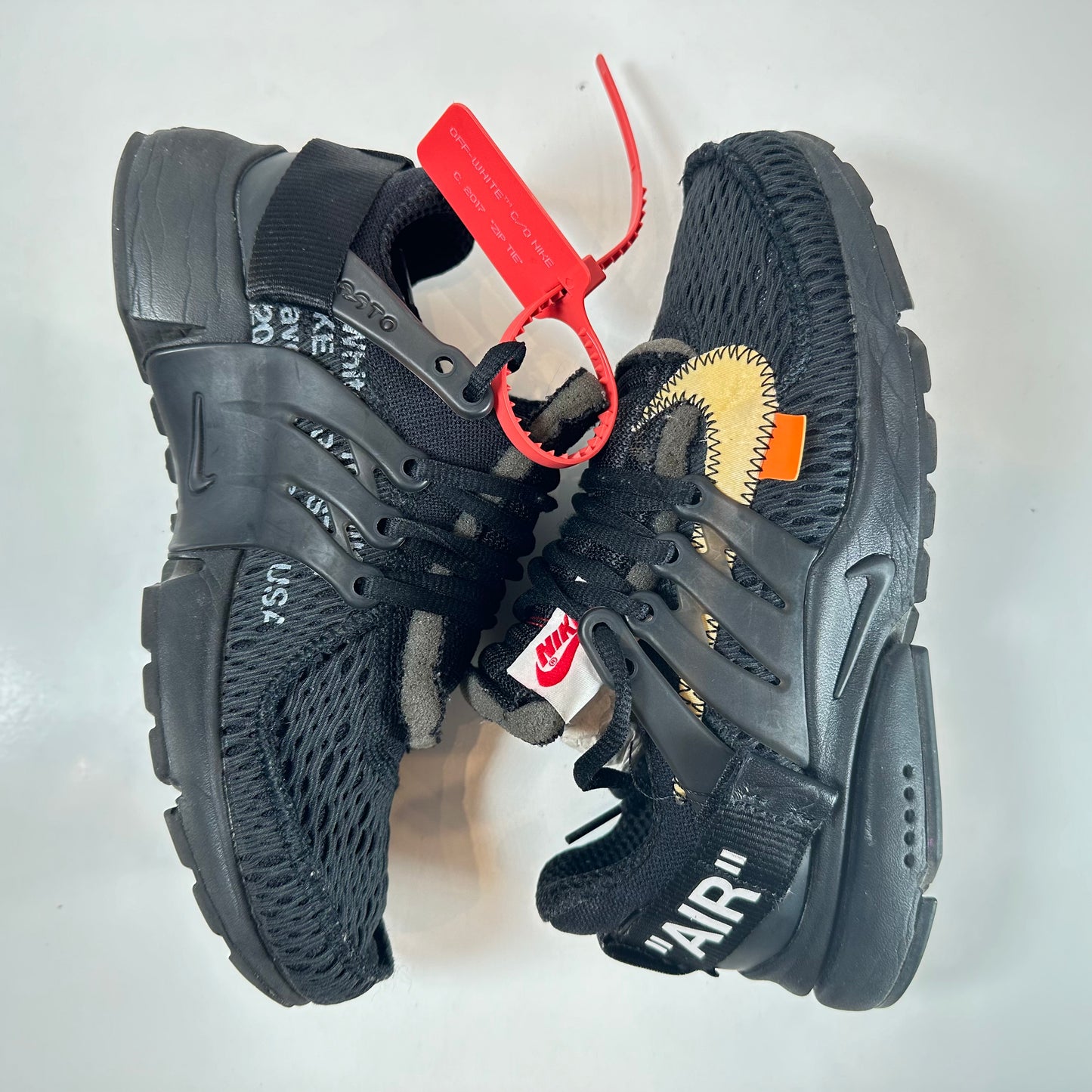 AA3830 002 Nike Air Presto Off-White Black [USED] - 4 M (Used)