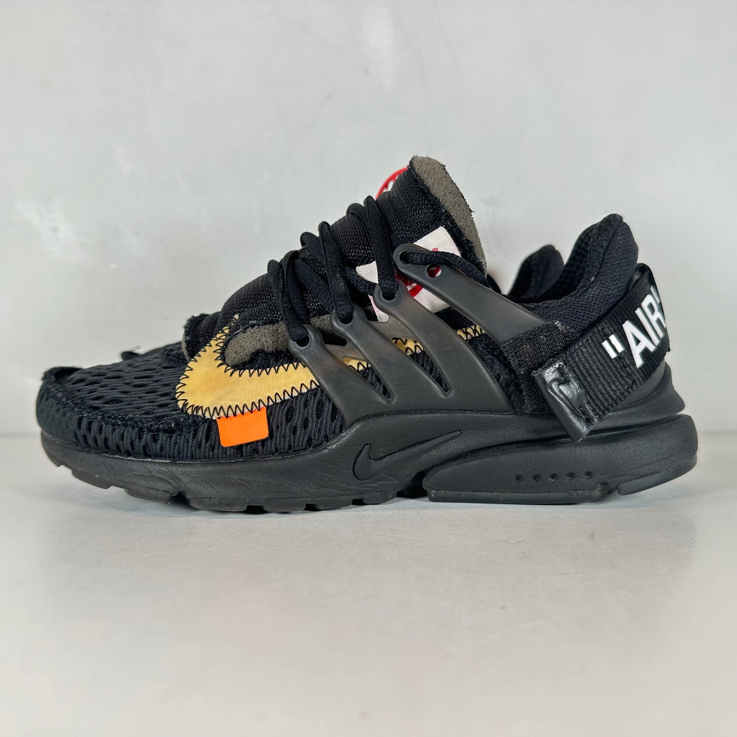 AA3830 002 Nike Air Presto Off-White Black [USED] - 4 M (Used)