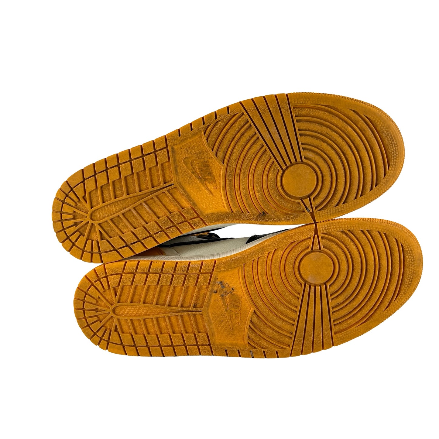 555088 711 Jordan 1 Retro High OG Yellow Toe [USED] - 11.5 (Used2) (No Box2)