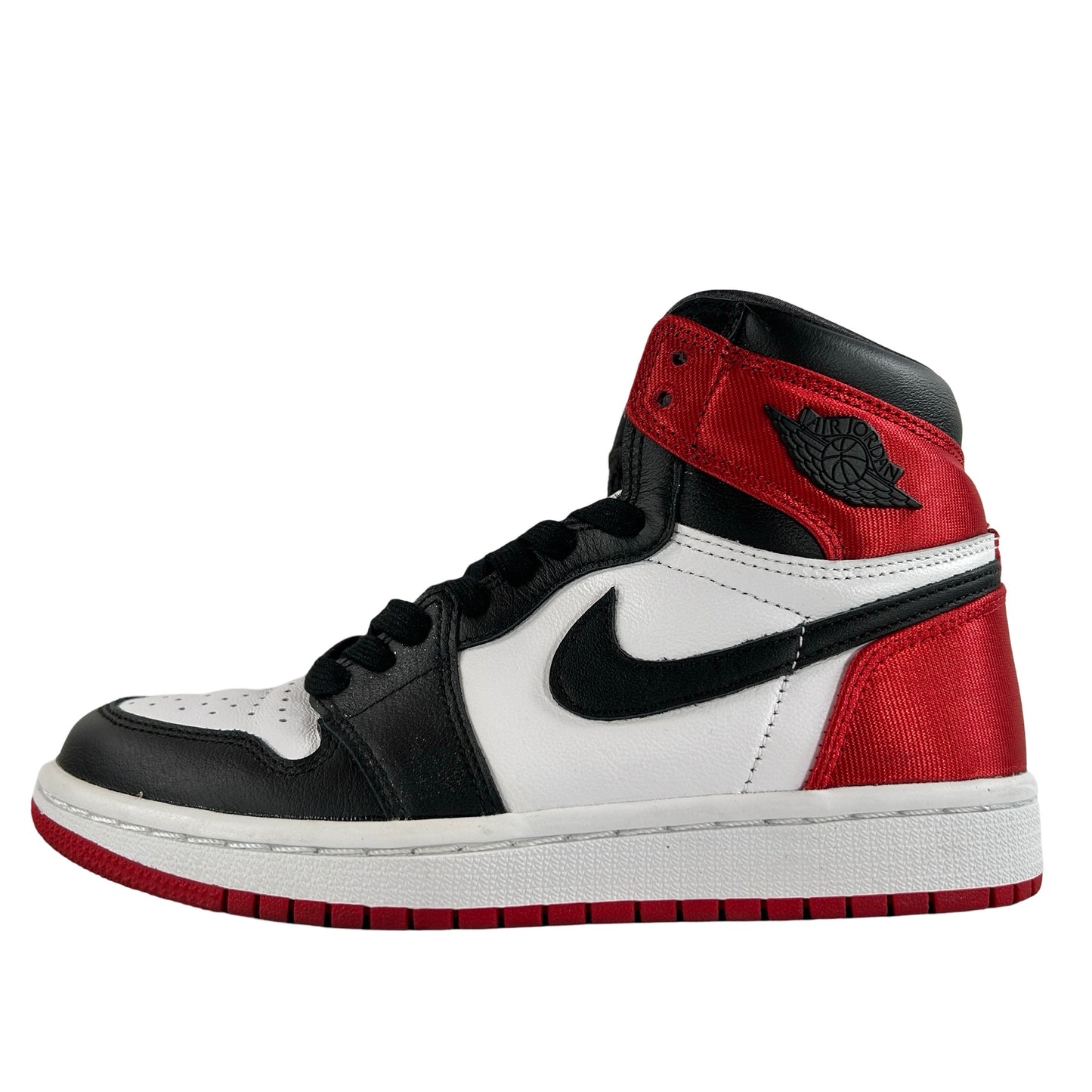 CD0461 016 AJ1 Satin Black Toe [USED] - 5.5 W (Used)