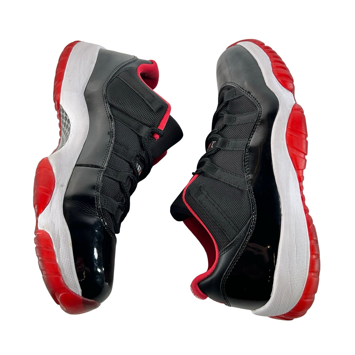 528895 012 Jordan 11 Retro Low Bred [USED] - 10.5 M (Used)