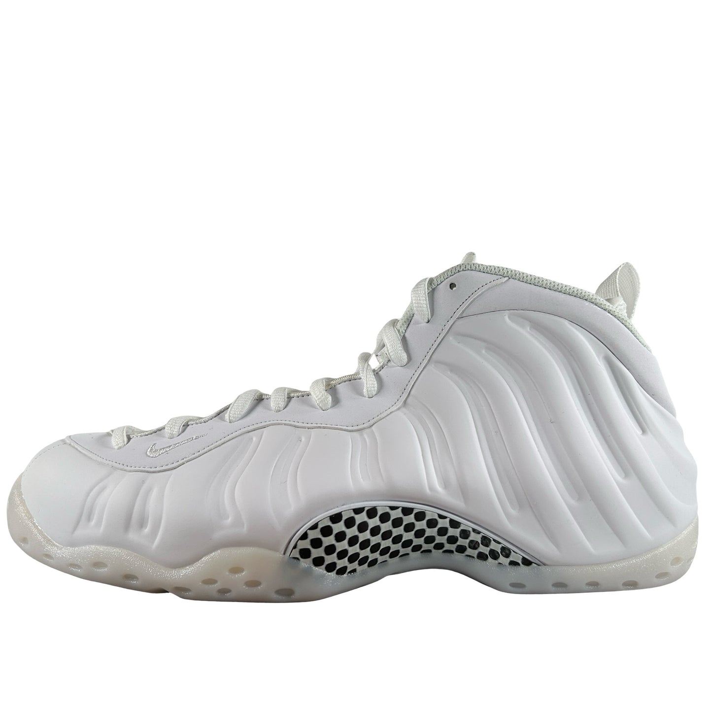 HJ5195 100 Nike Air Foamposite One Triple White [USED] - 12 M (VNDS)