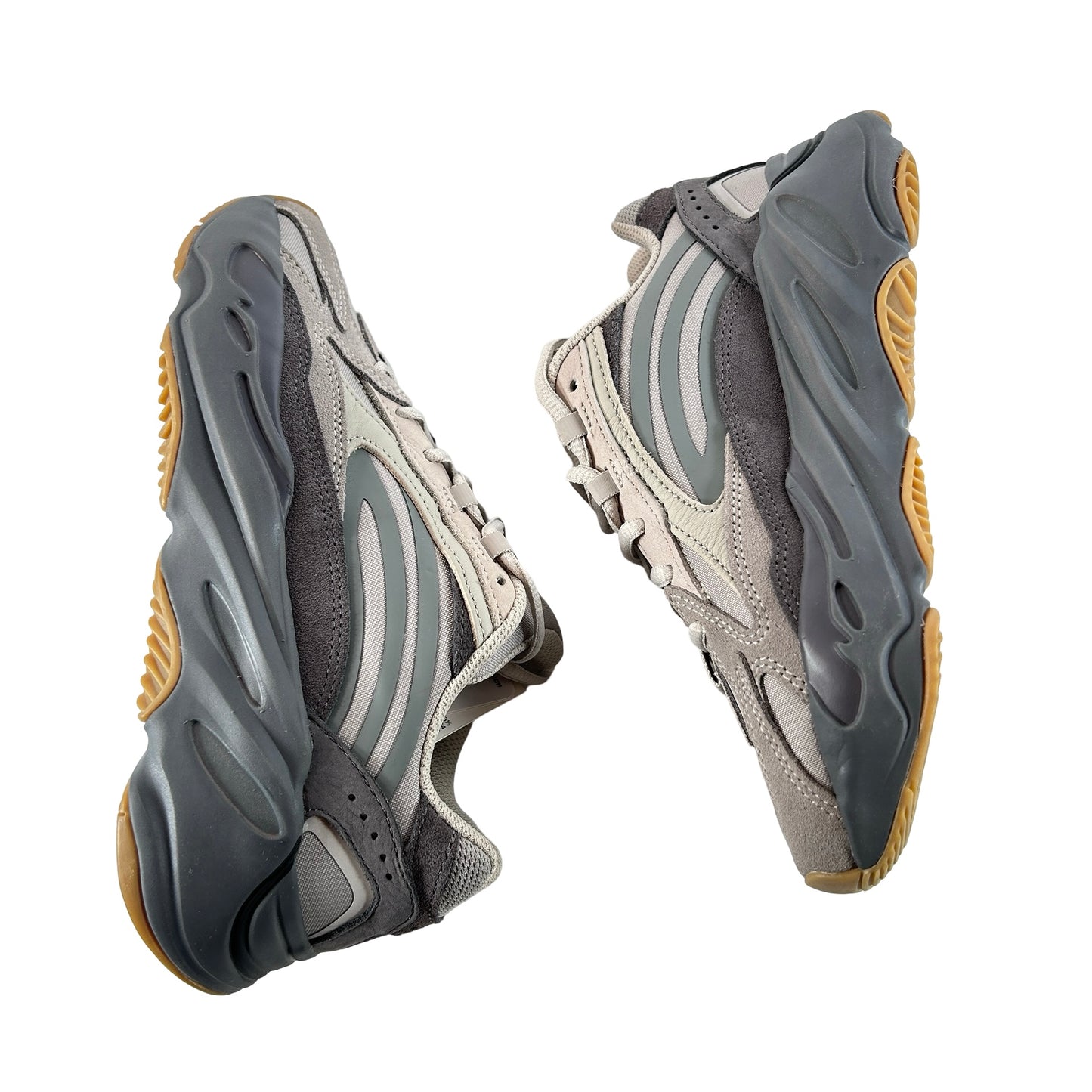 FU7914 Yeezy Boost 700 V2 Tephra [USED] - 4 M (VNDS)