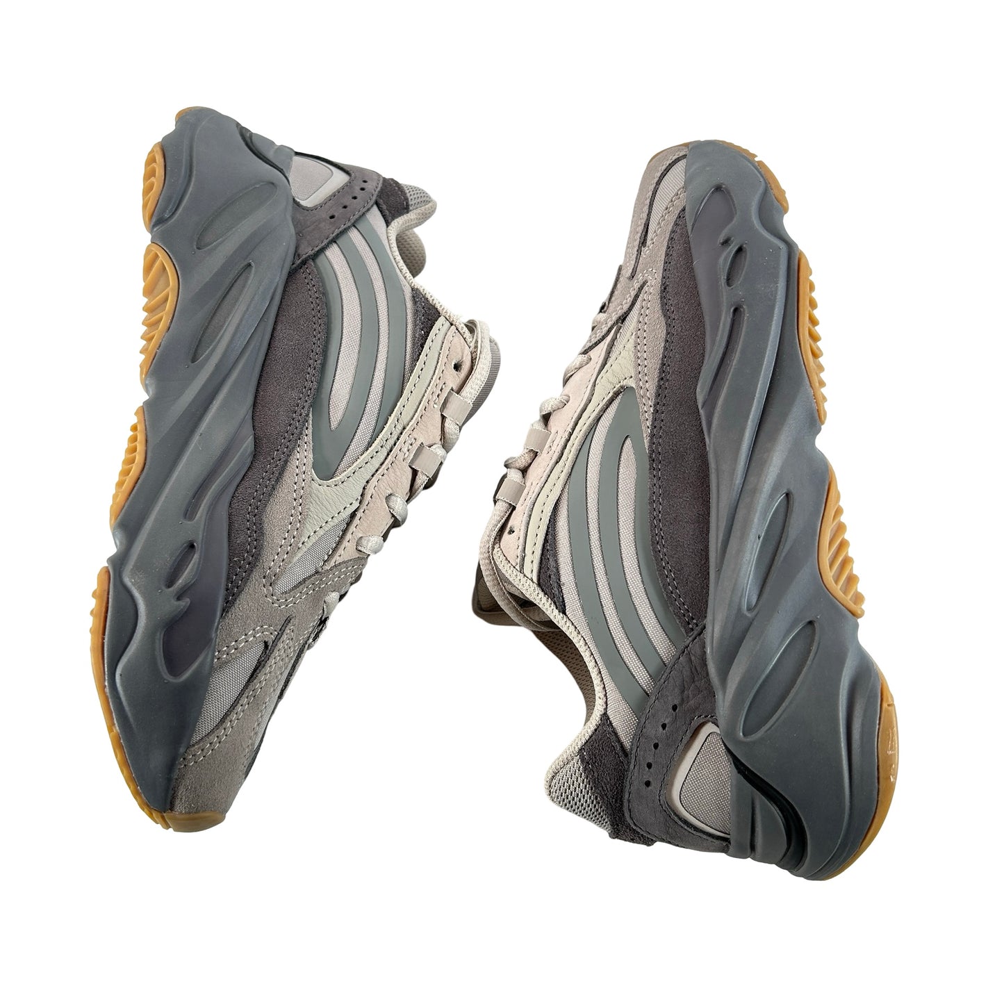 FU7914 Yeezy Boost 700 V2 Tephra [USED] - 4 M (VNDS)