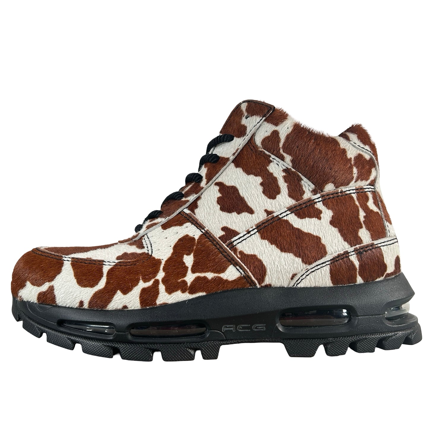 IO4635 100 Nike Air Max Goadome Sail Cacao Wow Cow Print Pony Hair [USED] - 8 M (Used)