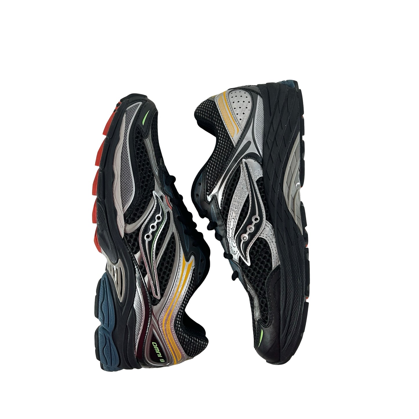 S70739 28 Saucony ProGrid Omni 9 Black Silver Multi [USED] - 9 M (Used)