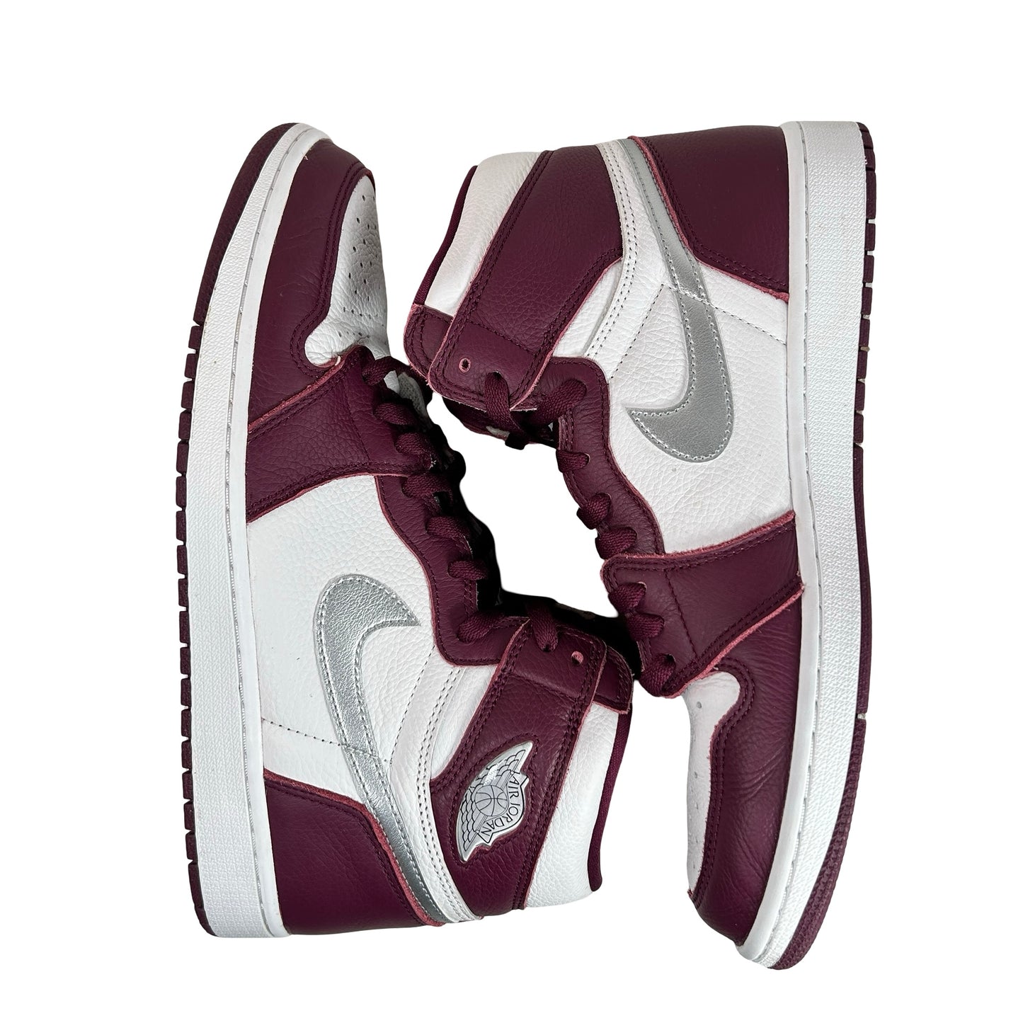 555088 611 Jordan 1 Retro High OG Bordeaux [USED] - 12 M (Used2)