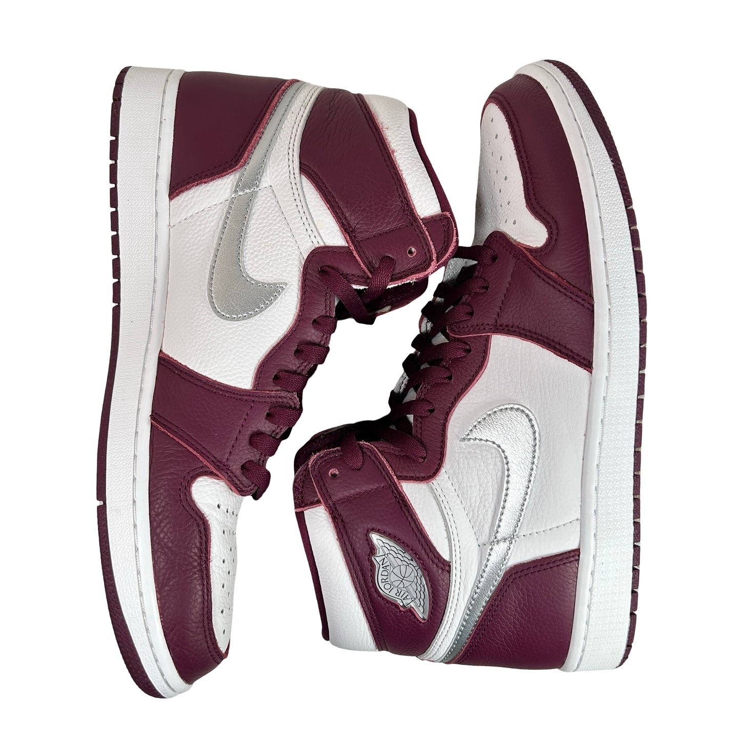555088 611 Jordan 1 Retro High OG Bordeaux [USED] - 12 M (Used2)