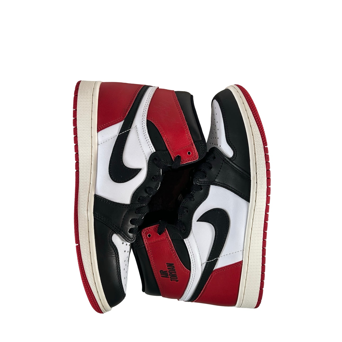 DZ5485 106 Jordan 1 Retro High OG Black Toe Reimagined [USED] - 8 M (Used6)