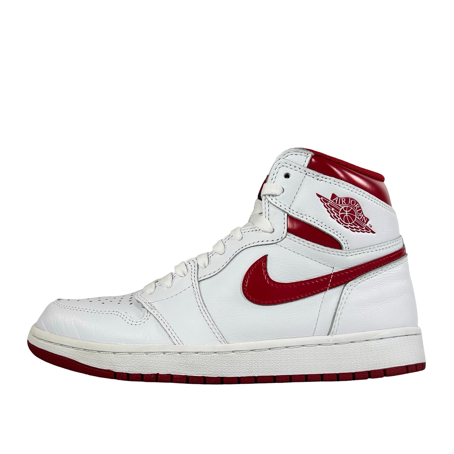 555088 103 Jordan 1 Retro Metallic Red (2017) [USED] - 8.5 M (Used) (Replace Box)