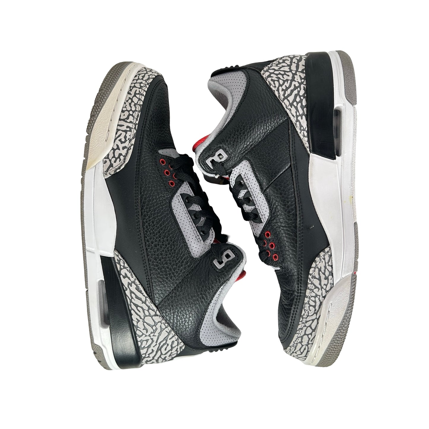 854262 001 Jordan 3 Black Cement 2018 [USED] - 8.5 M (Used) (Replace Box)