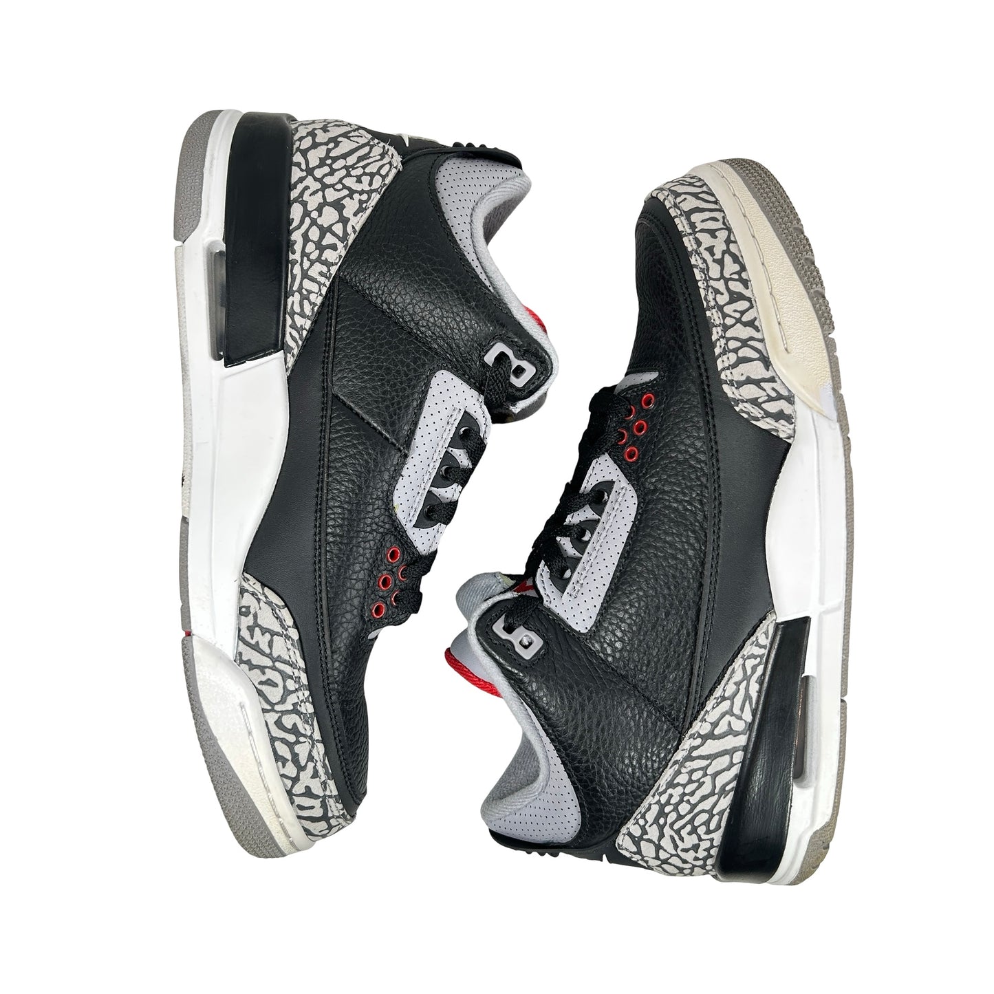 854262 001 Jordan 3 Black Cement 2018 [USED] - 8.5 M (Used) (Replace Box)