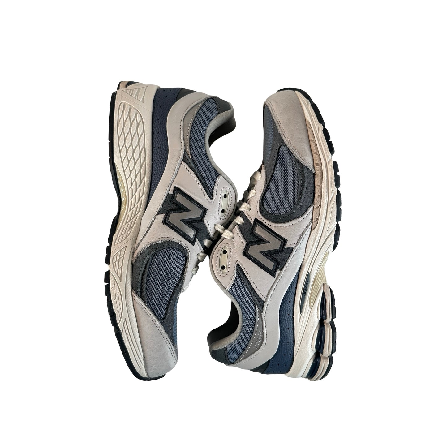 M2002RAN New Balance 2002R atmos Cybernetics Blue [USED] - 9.5 M (Used)