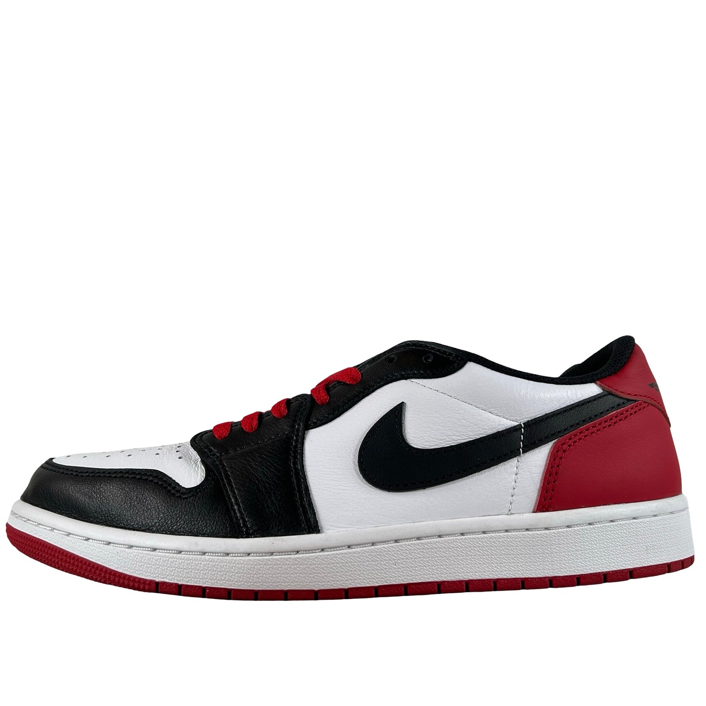 CZ0790 106  Jordan 1 Retro Low OG Black Toe (2023) [USED] - 11 M (Used4)
